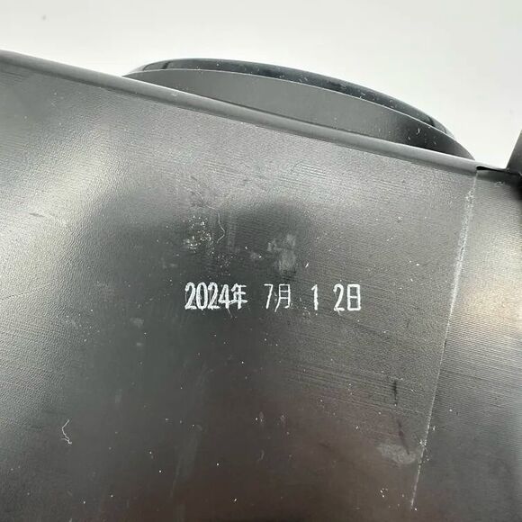 2003-06 Chevrolet Silverado Headlight Assembly Left Driver Side Chrome Lens - Picture 3 of 11